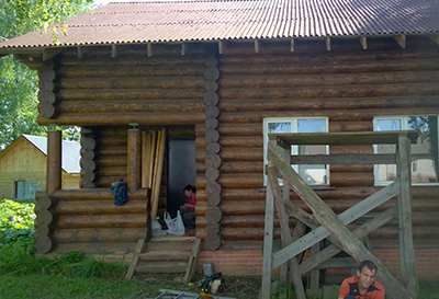 Сборка дома из бруса